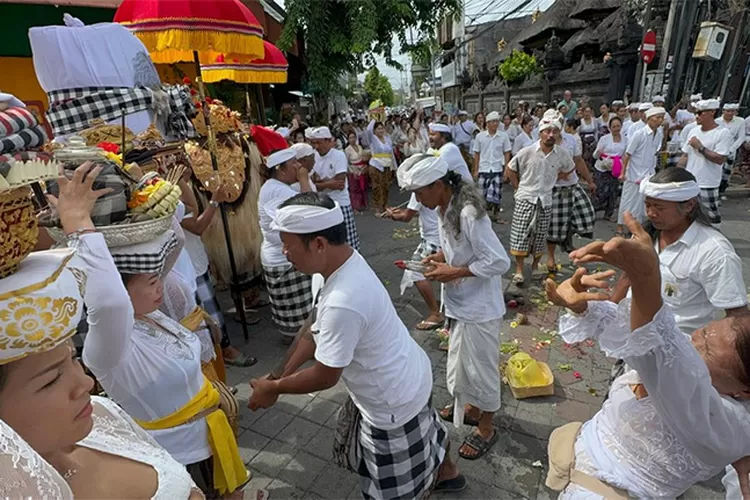 Gotong-Royong
